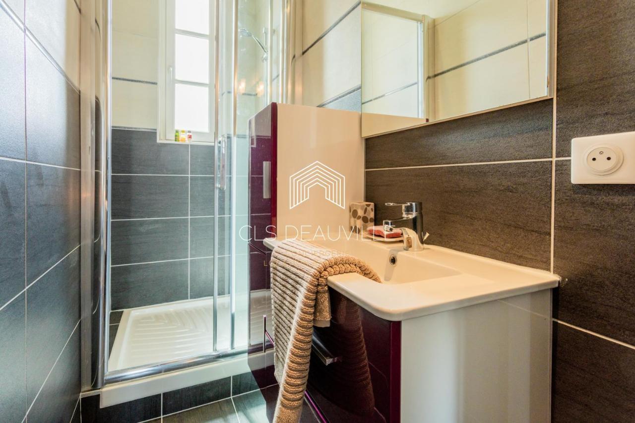 Appartement Les Mouettes C.L.S Довил Екстериор снимка